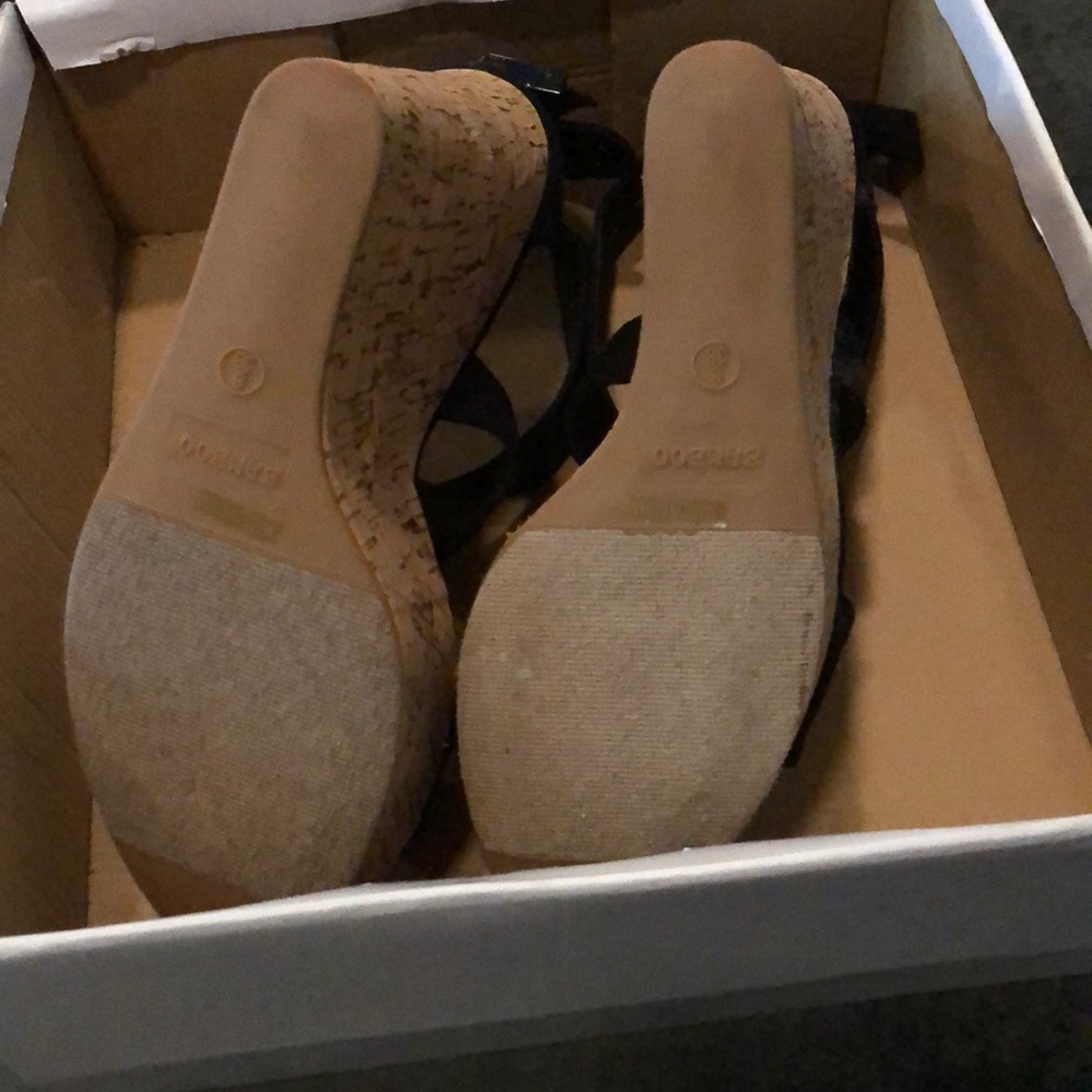 Wedges - Picture 3 of 4